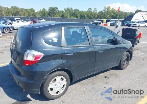 2013 Honda Fit из США, поврежденный, VIN JHMGE8H31DC047148